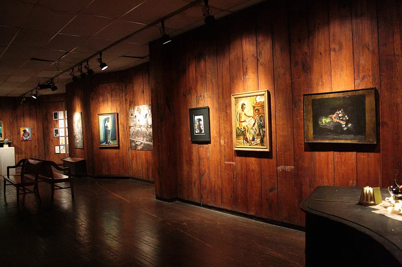 TempesttHazel_Recess_SouthSideCommunityArtCenter_InstallationPhoto_1.jpg