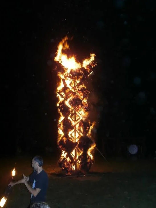  Ugnies skulpturos\Fire Sculptures. Menininkas Žilvinas Danys / Artist Zilvinas Danys