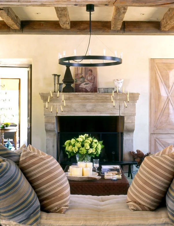 Hoopes fireplace.jpg