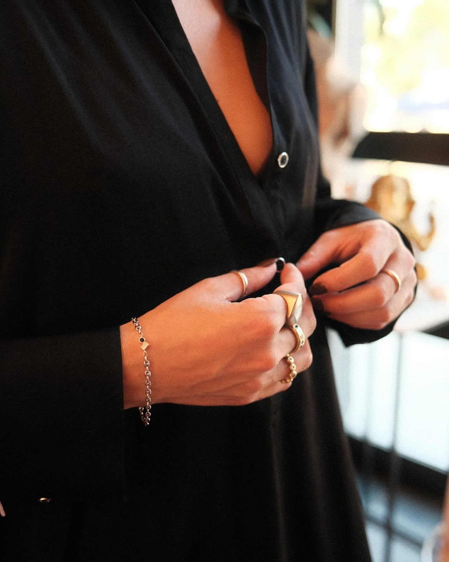 Magic in our Boulder studio with @jessafragnoli 

Jessa wears our Onyx + Diamond Toi et Moi charm set in our new sterling silver Baby Gucci chain and WOW is it sooooooo good 🔥