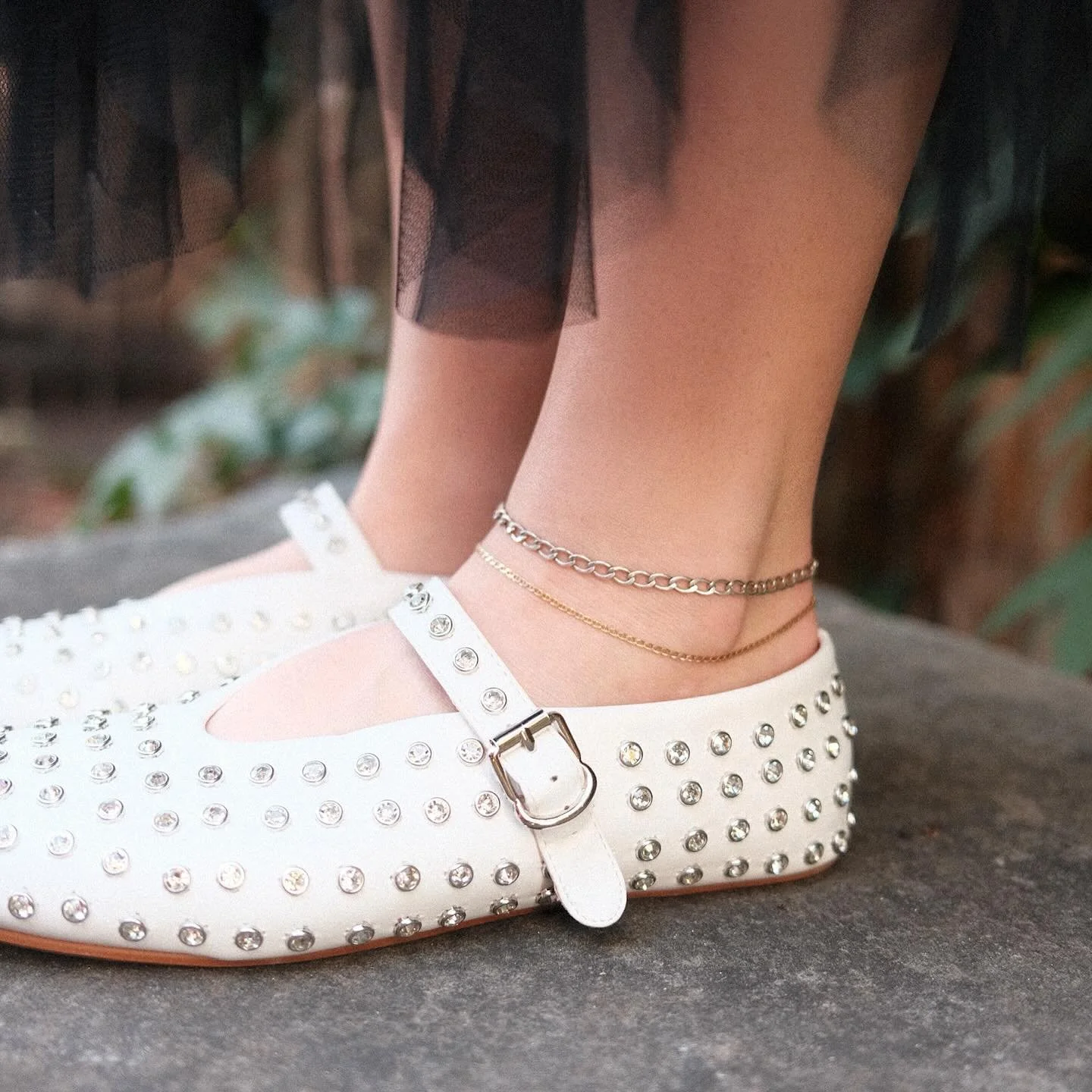 ALWAYS anklet season over here🌟 

#permanentjewelry #permanentanklet #anklet #vintagejewelry #sustainablefashion #solid14kgold