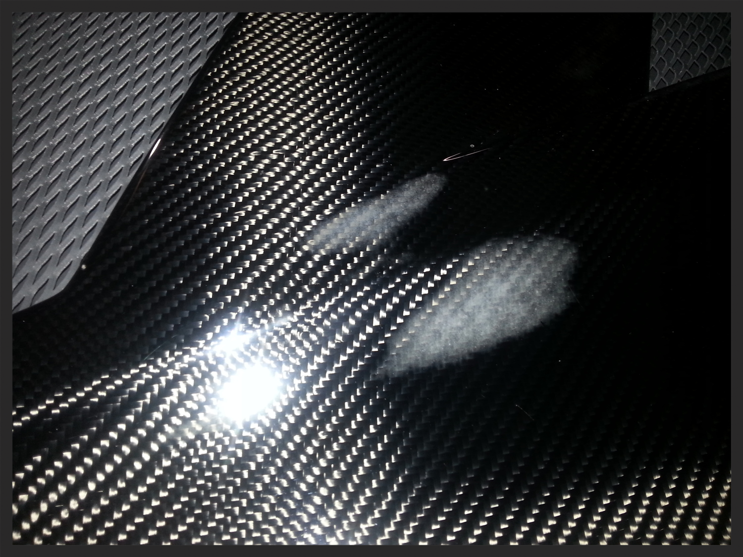 Carbon fiber gel coat