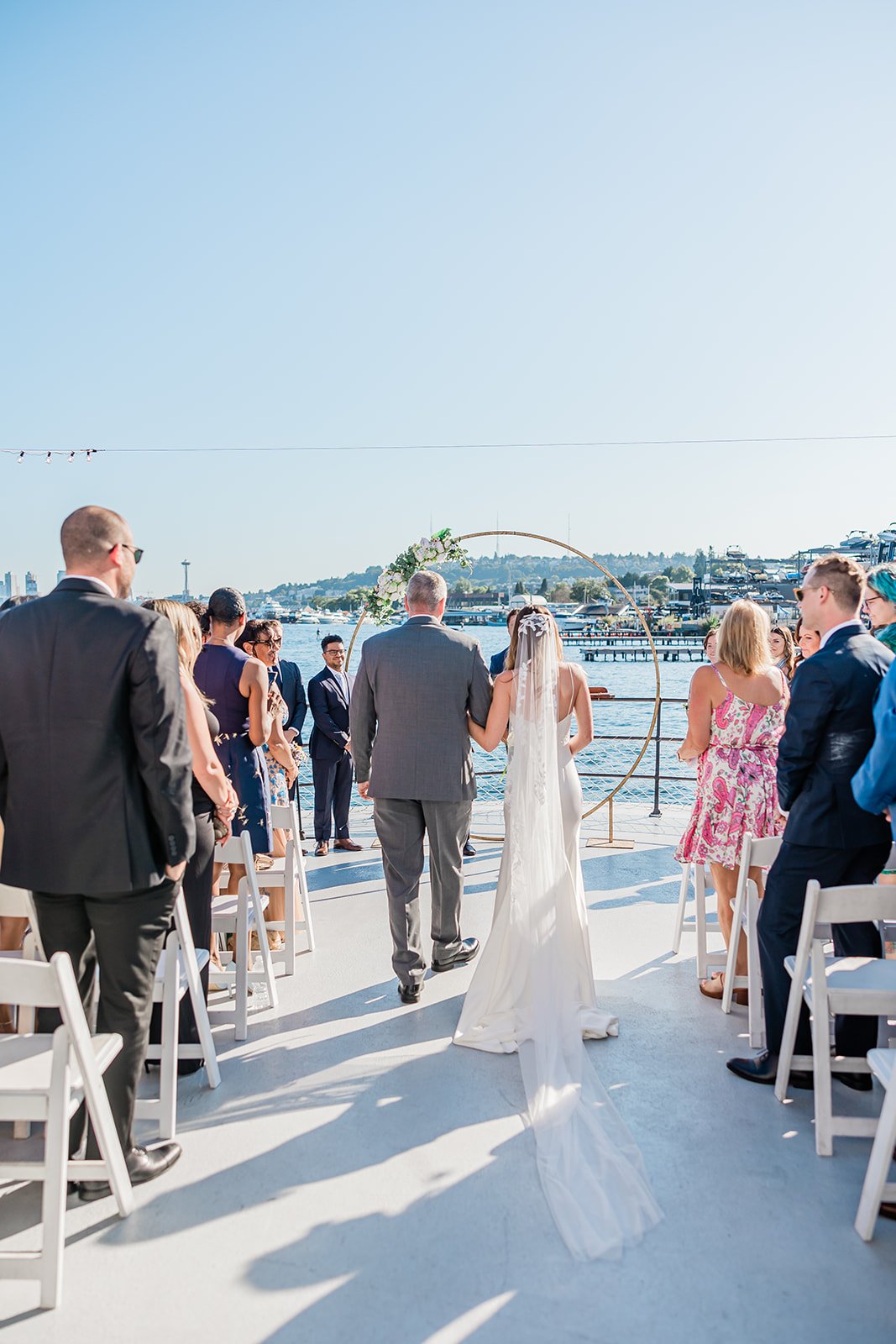B. Jones Photography | seattle wa engagement photographer | seattle wedding photographer | wedding photographers near me | wedding pictures seattle