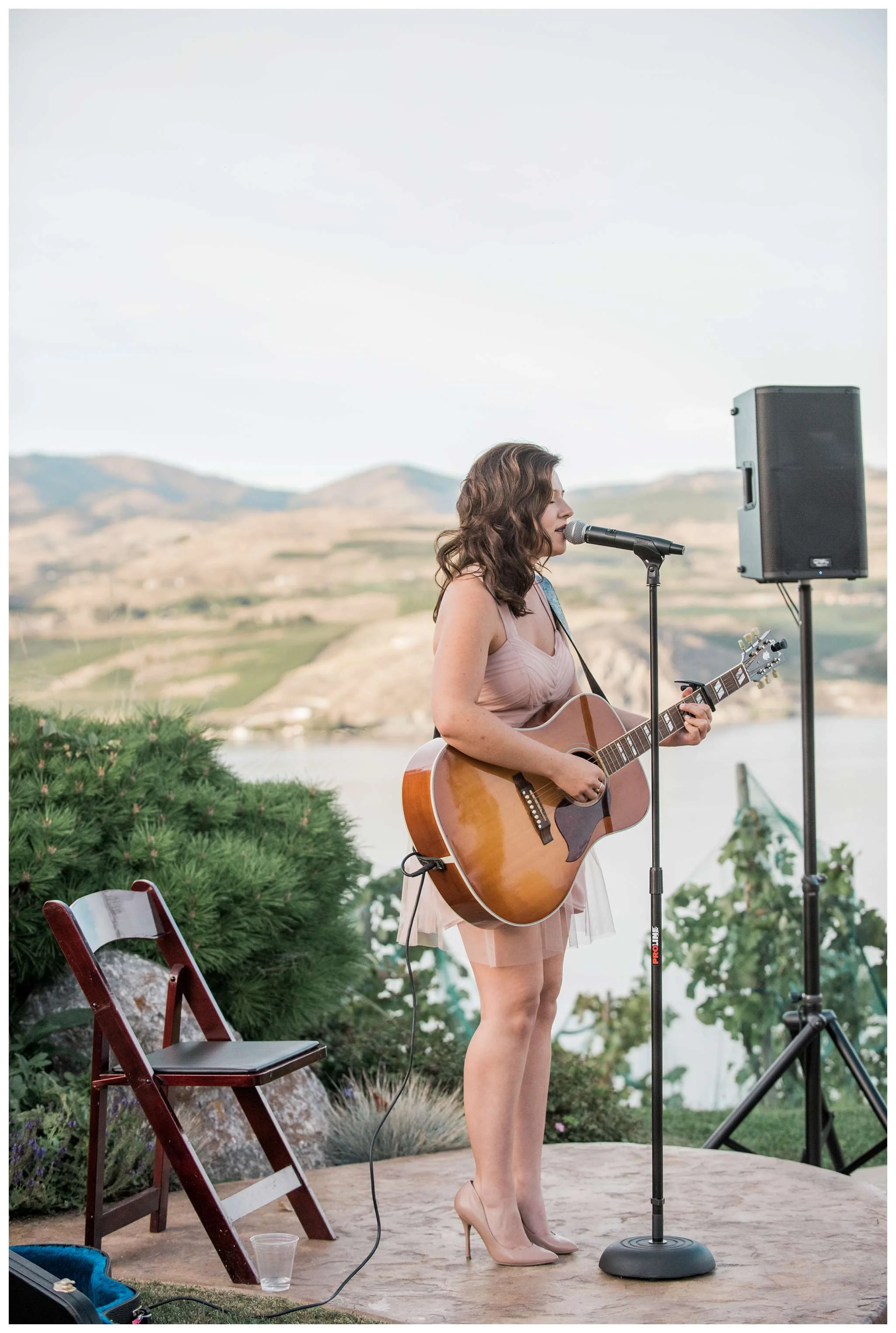 Karma Vineyard Chelan Wedding Photographer