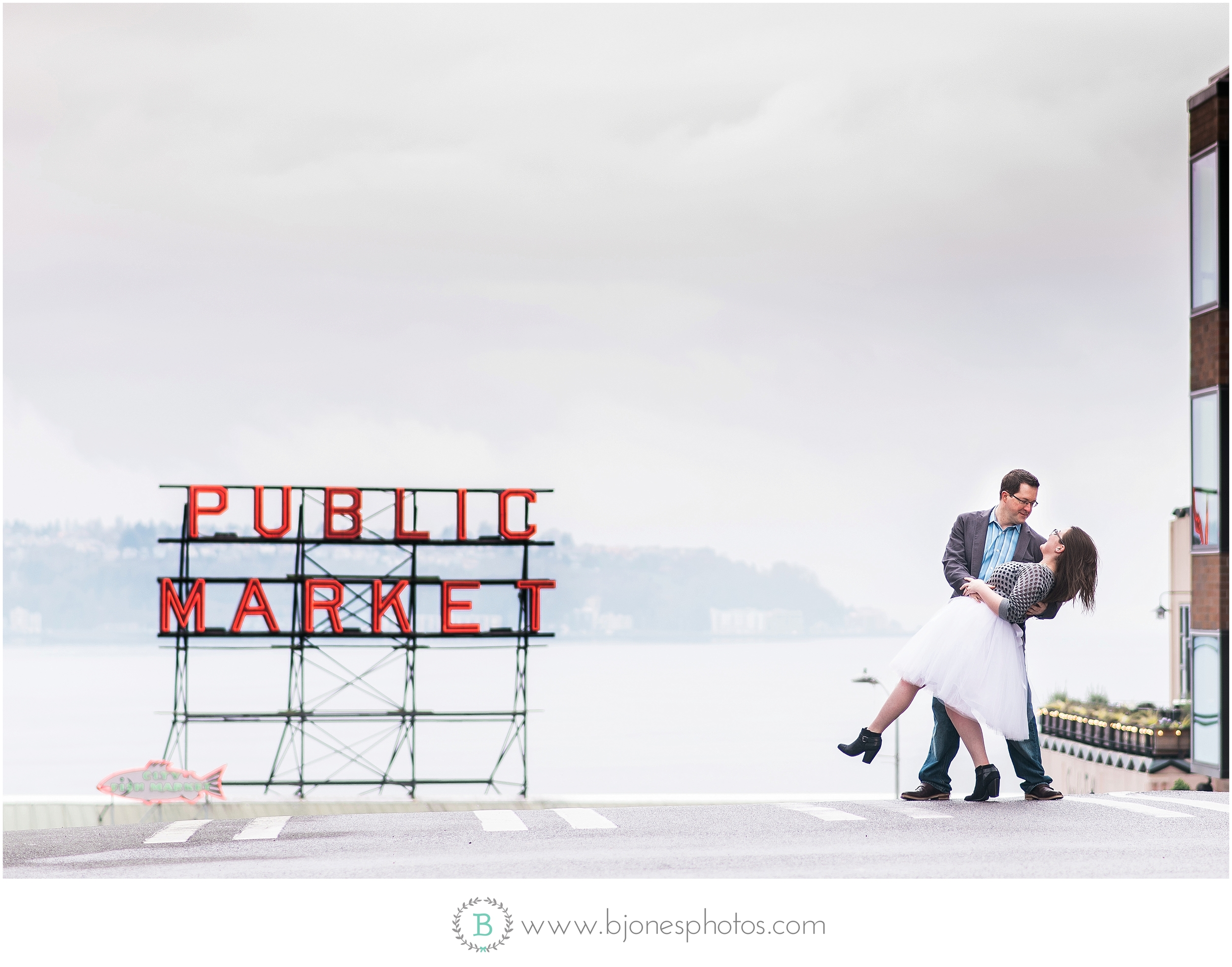 Pike Place Engagement. B. Jones Photography. Seattle Wedding Photographer