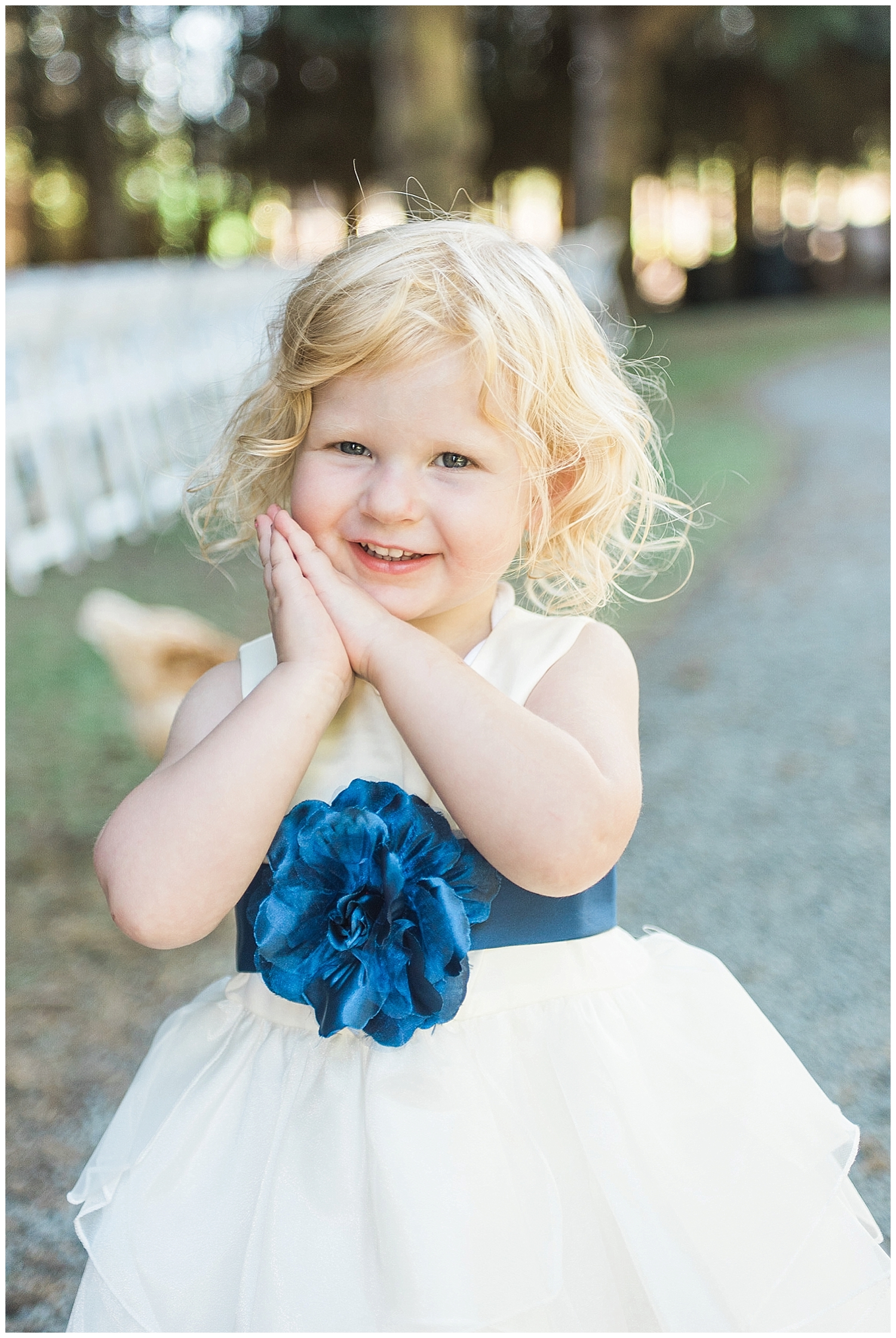 Woodland meadow farms glitter mason jar wedding. Snohomish wedding photographer. Seattle Wedding Photographer