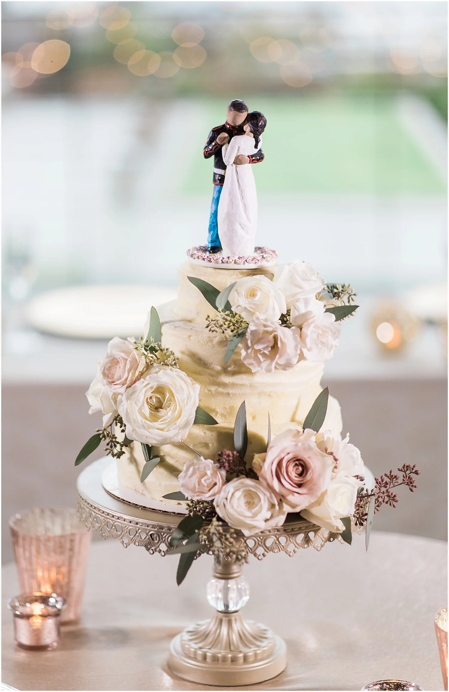 Mukilteo Rosehill Community Center Wedding. Winter Glitter Wedding. Blush, Champagne, Gold