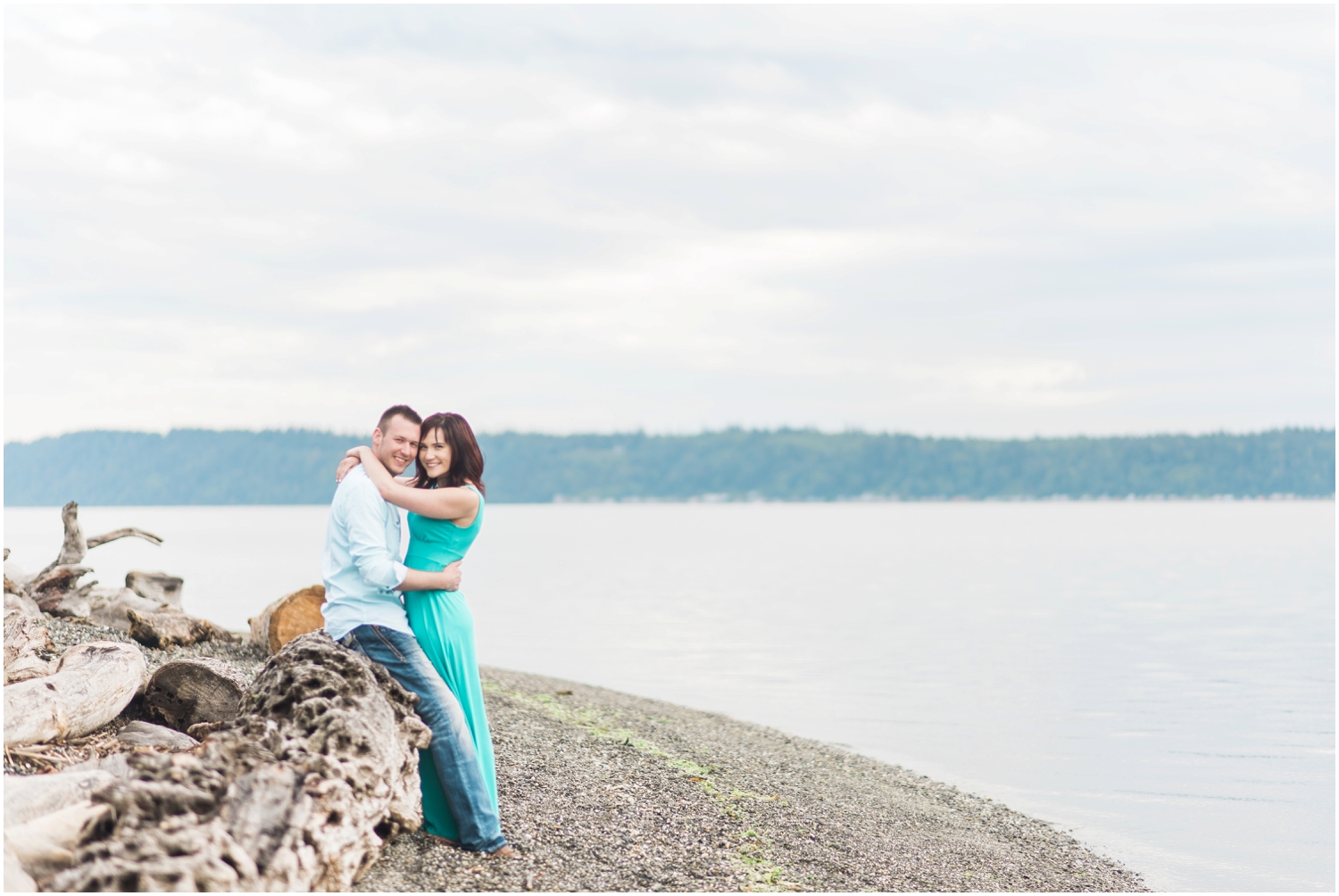 PNW Beach Engagement. Seattle Wedding Photographer
