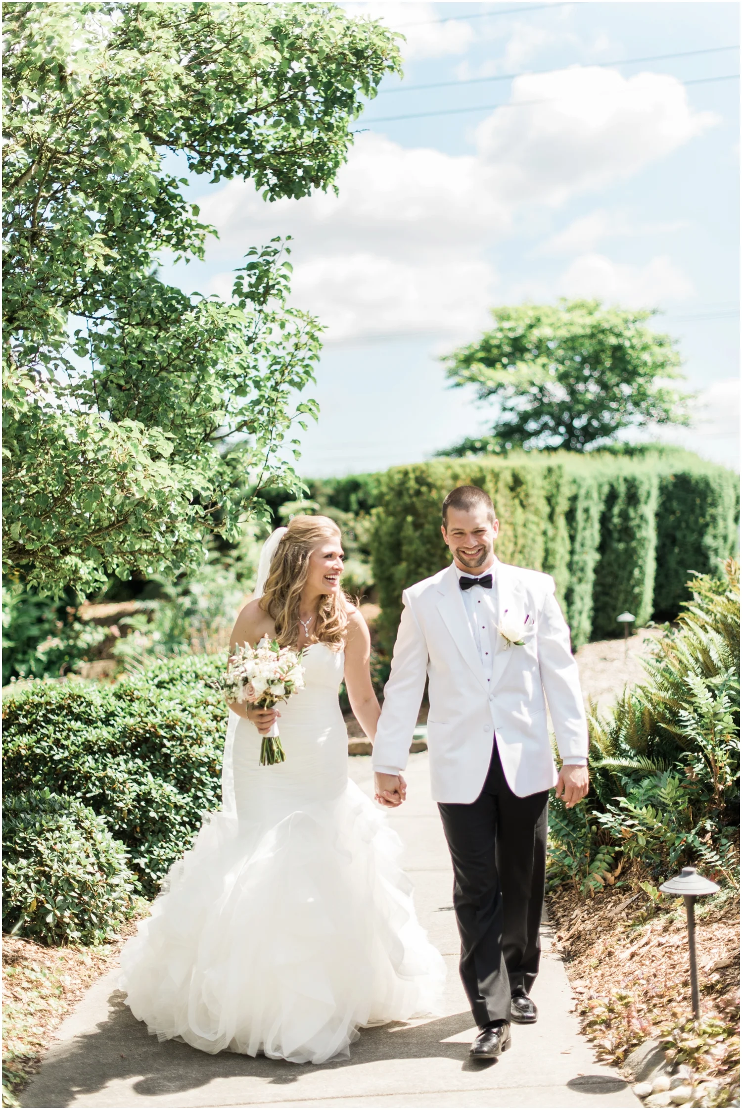 Hannah & Mikes Willows Lodge Wedding. Woodinville wedding Photographer