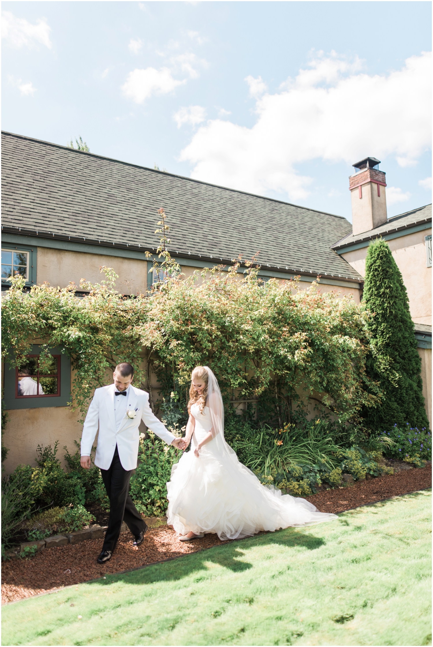 Hannah & Mikes Willows Lodge Wedding. Woodinville wedding Photographer