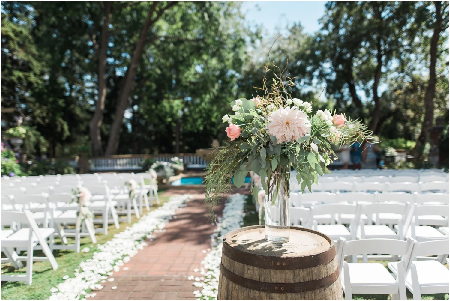 Bailey and Danes Lairmont Manor Wedding. Bellingham Weddin Photographer