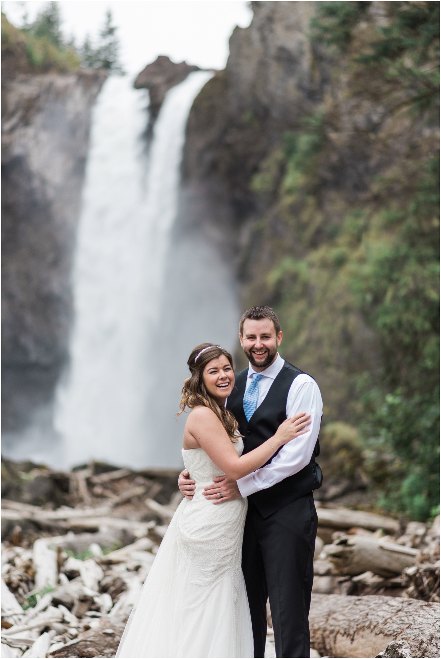 Kristy and marks salish lodge wedding at snoqualmie falls 