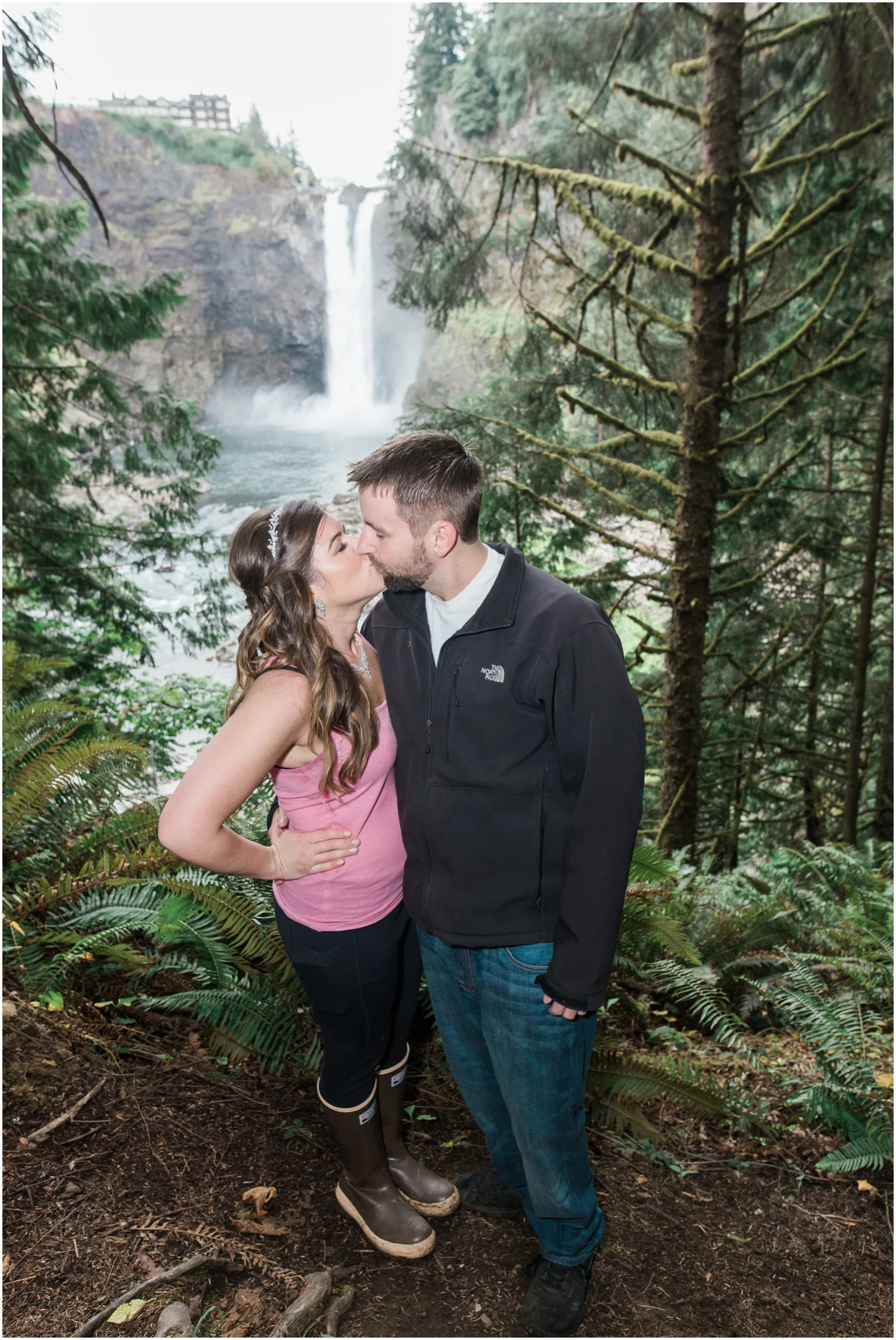 Kristy and marks salish lodge wedding at snoqualmie falls