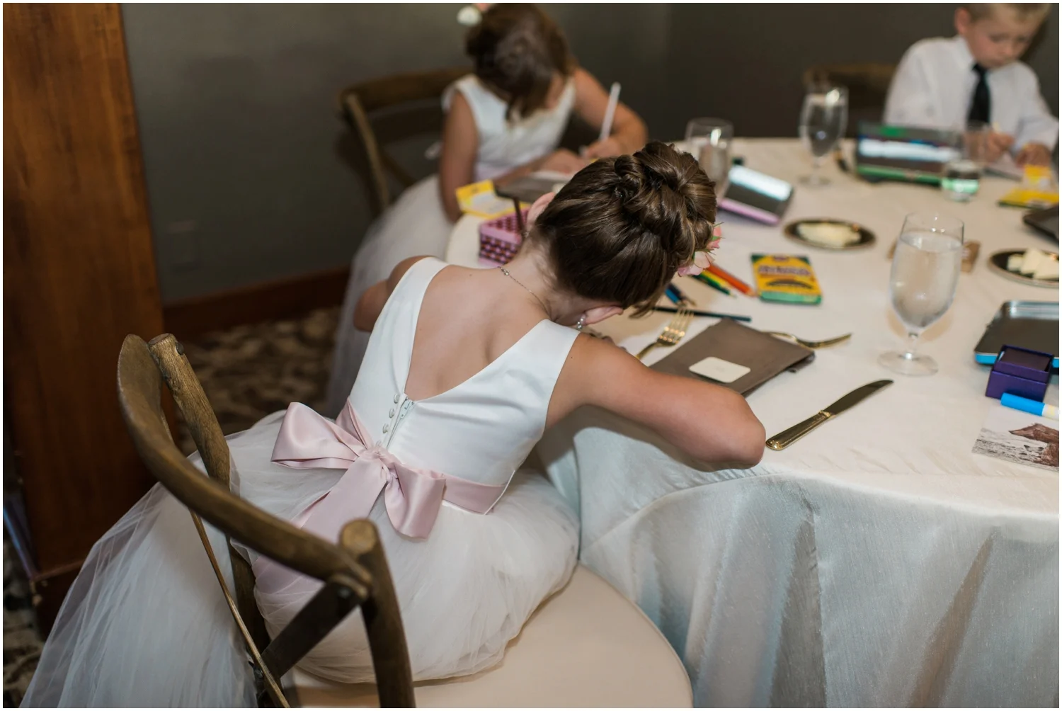 Kristy and marks salish lodge wedding at snoqualmie falls