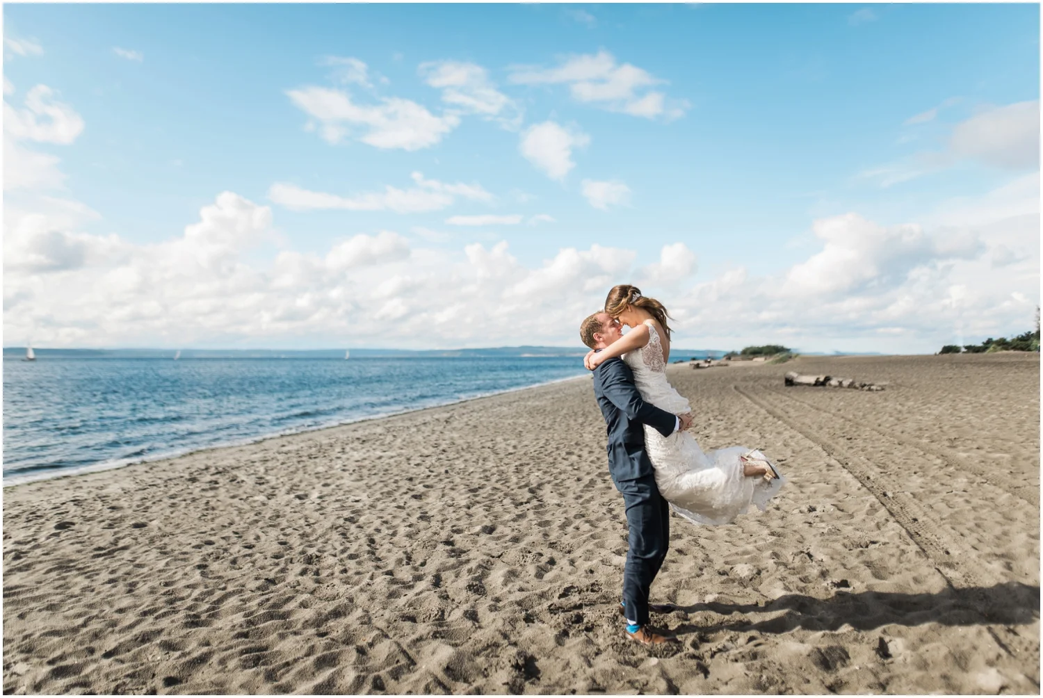 Bri & Brian's Pike Place Market & Golden Garden Bath House Wedding