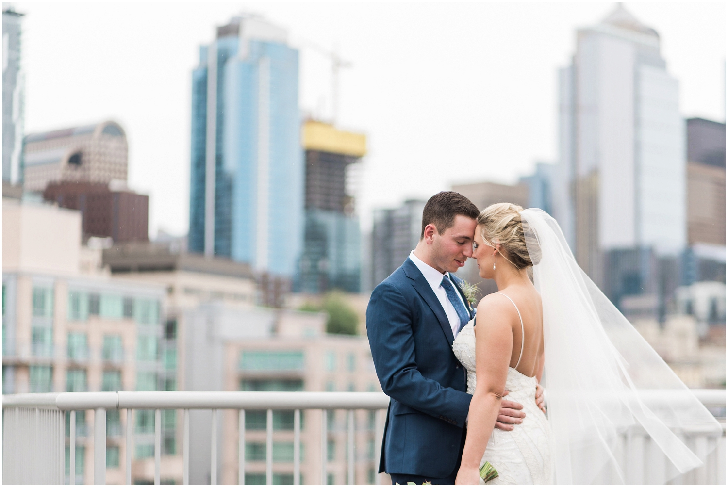  World Trade Center, Nautical wedding, kendra scott, jimmy choo, nordstrom, seattle waterfront, PNW Wedding, Honeycrumb bakery, mermaid wedding, sequins, elegant 