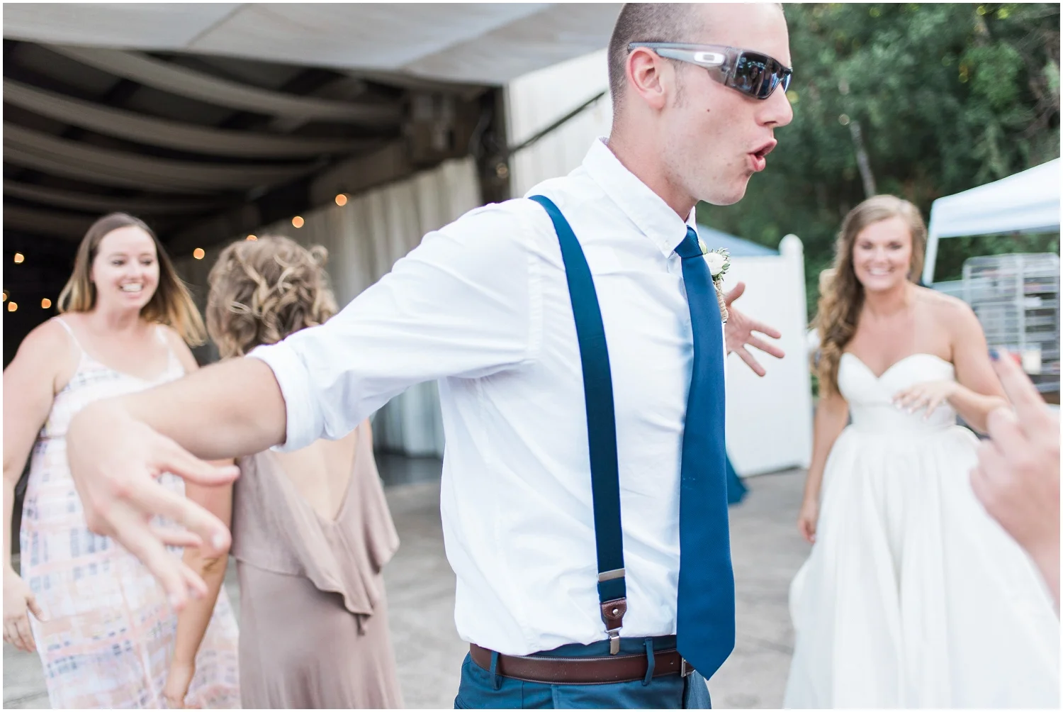 justin alexander, hangar wedding, rustic wedding, burlap and lace, country wedding, kate spade, bellingham wedding, pnw wedding, award winning wedding photography