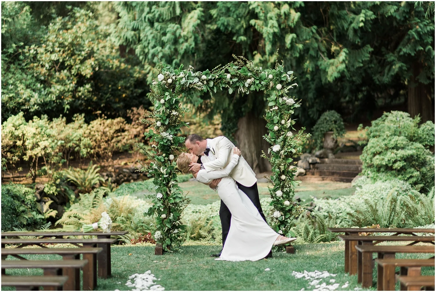 Delille Cellars, Snohomish Wedding Photographer, B. Jones Photography, Elegant Wedding, Valentino, Woodmark Hotel, Kirkland, Woodinville, Minimalist, HIgh End, Classic