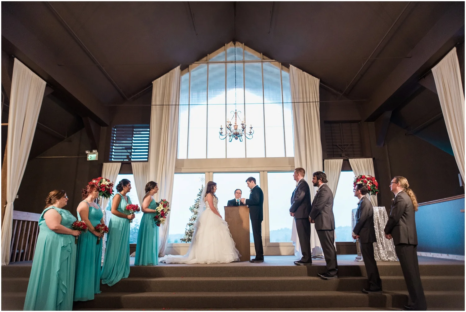 Snohomish Wedding Photographer, Lord Hill Farms, Winter Wedding, Christmas Wedding, Tiffany Teal, Starwars, MINI CLUB, Mini cooper,