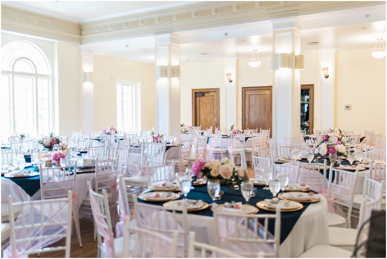 Everett Wedding Photography, Monte Cristo Ballroom,  Seattle Wedding Photography, Snohomish Wedding Photography