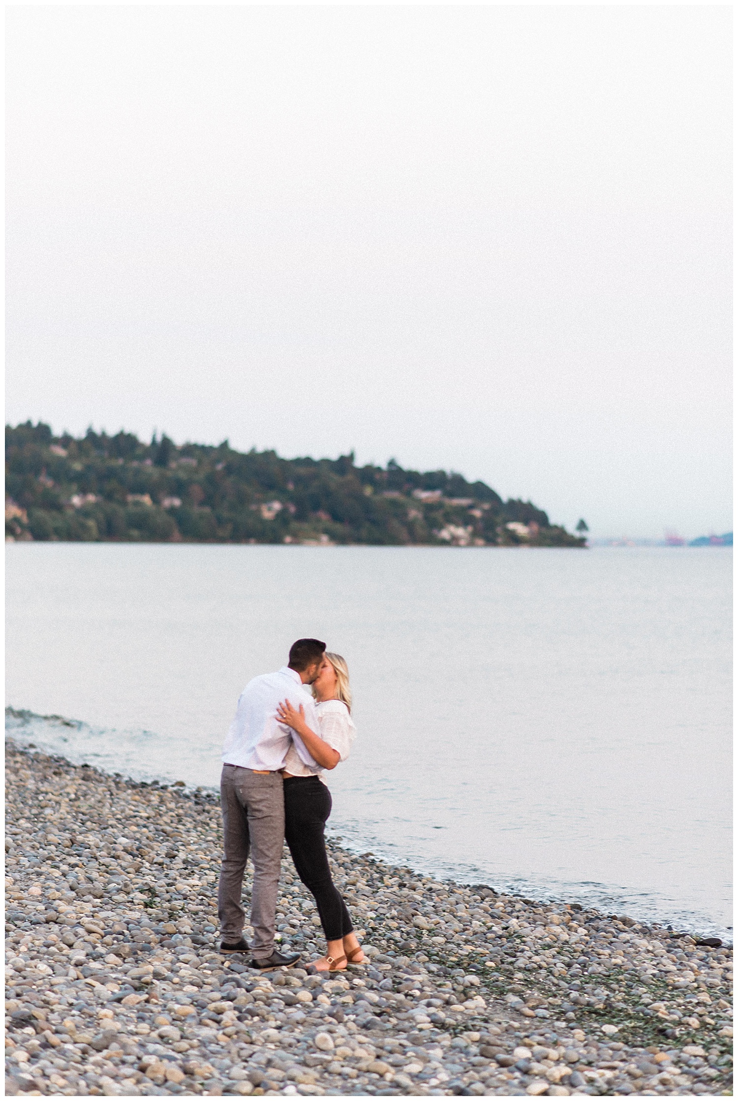 Lucci Greg S Pink Sunset Engagement At Discovery Park Seattle