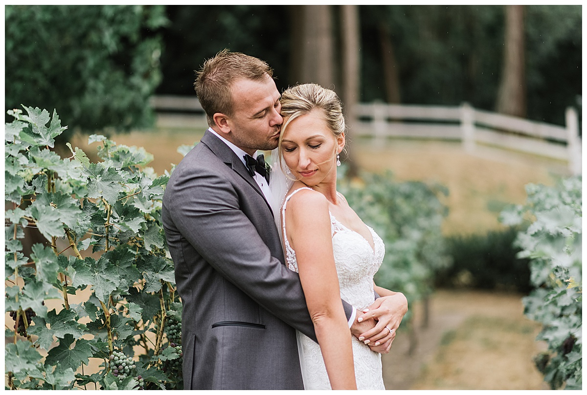 Chateau Lill Wedding in wine country. Woodinville Wedding. Delil