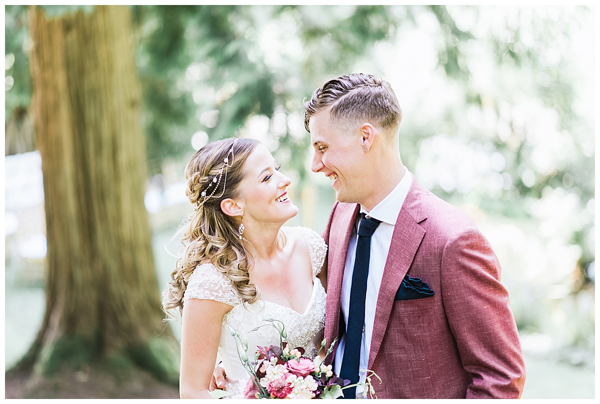Chateau Lille wedding, Winter indoor PNW wedding, lodge, delille