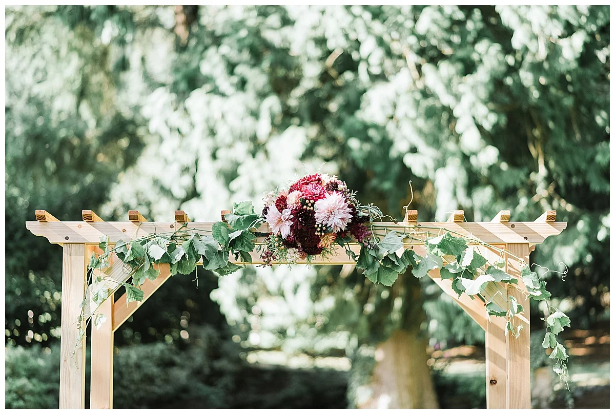 Chateau Lille wedding, Winter indoor PNW wedding, lodge, delille