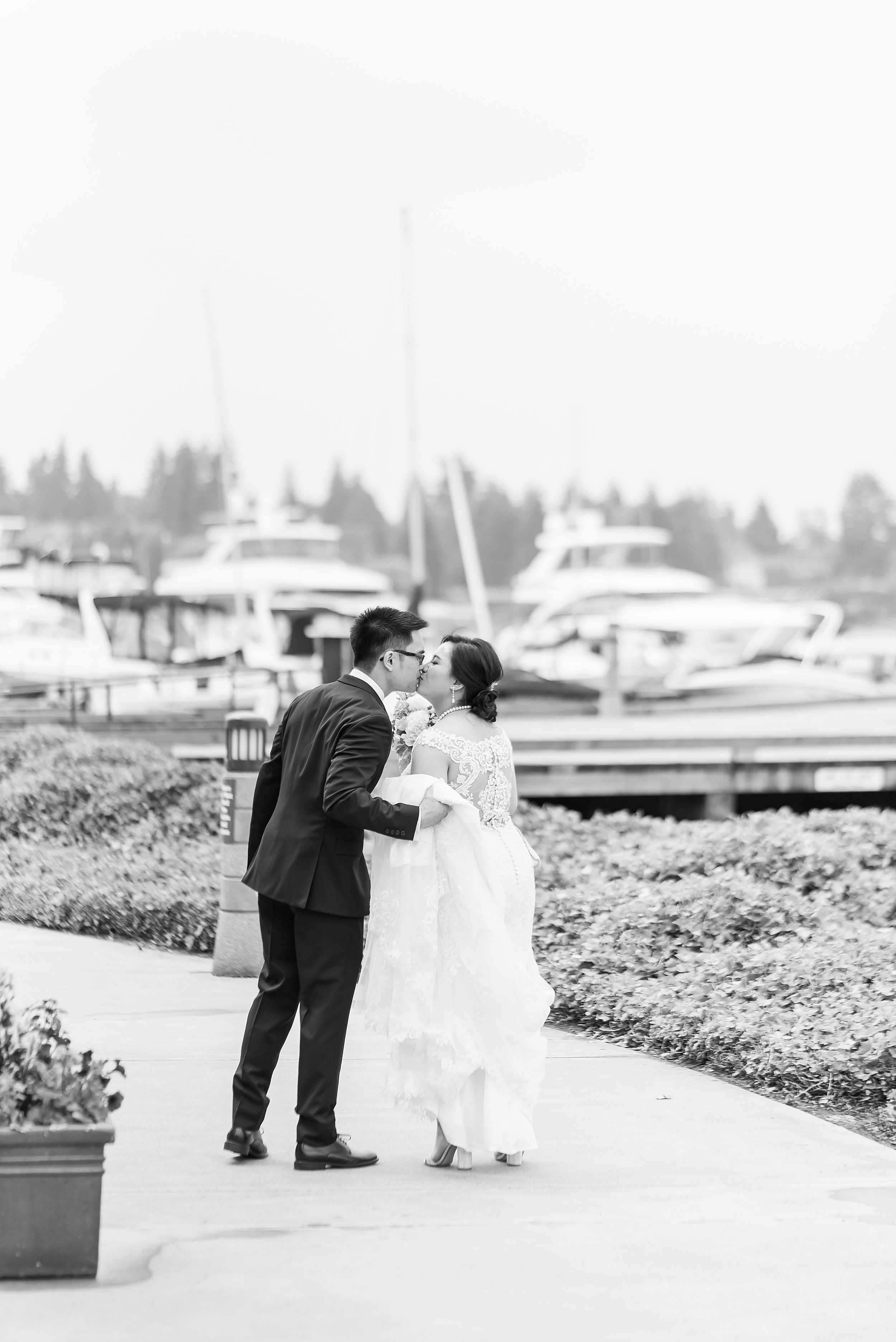 Woodmark Hotel Waterfront Wedding. Seattle Wedding Venues.
