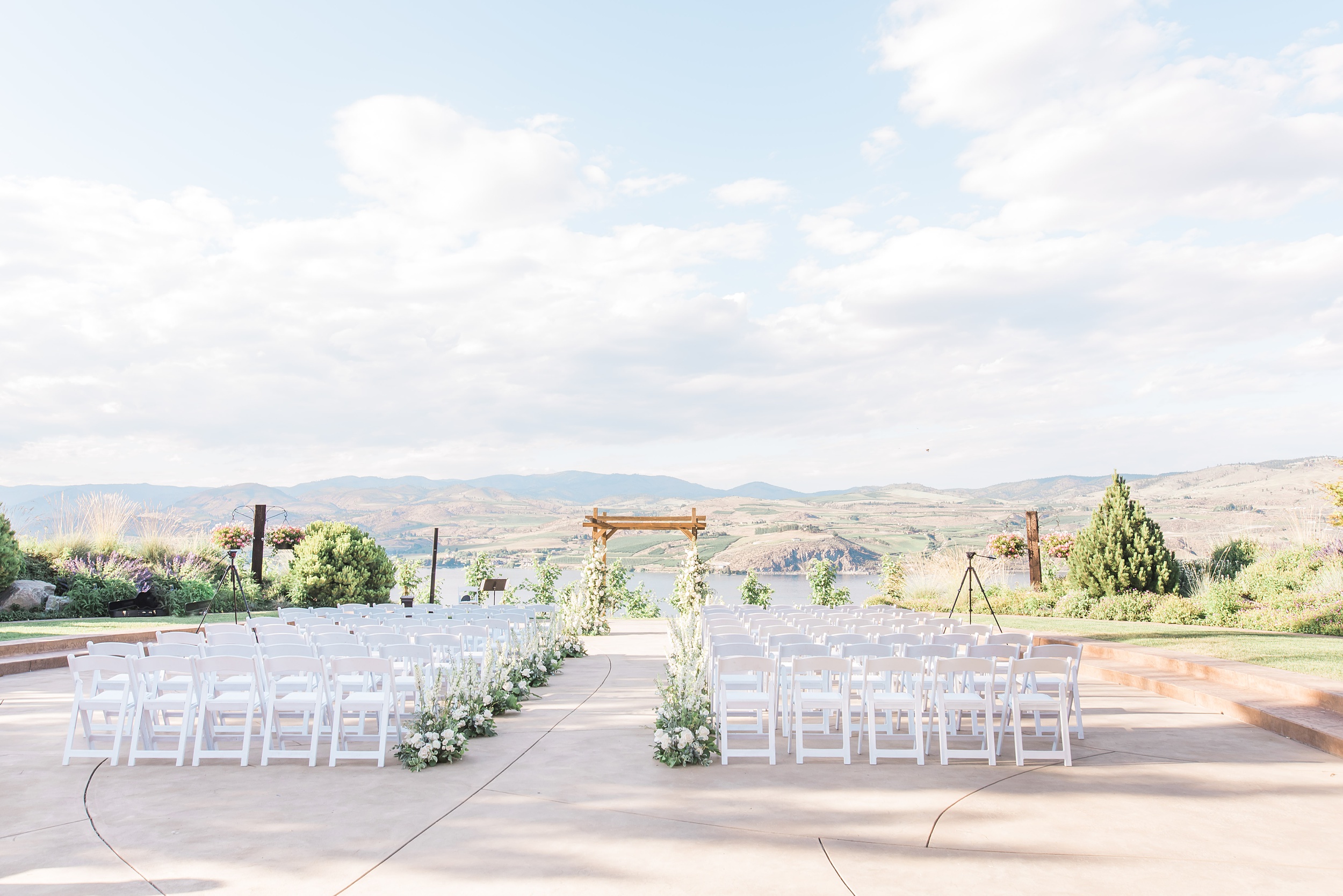 David & Kylie's Karma Vineyards Chelan Wedding. 