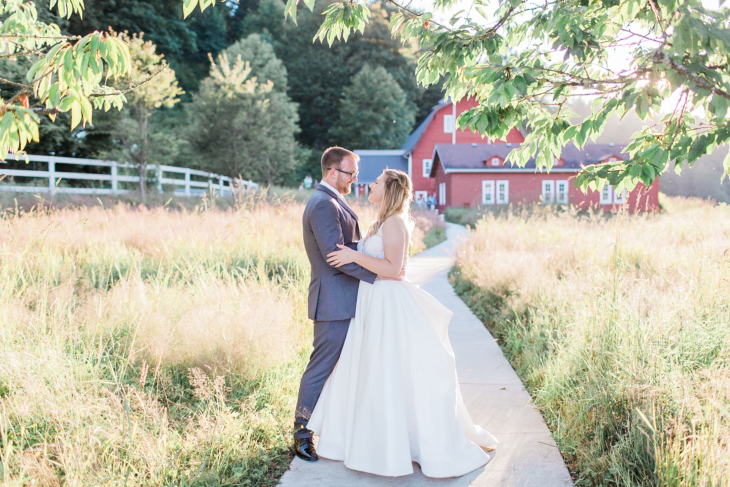 Marionfield Farm Wedding. Snohomish wedding photographer. Seattl