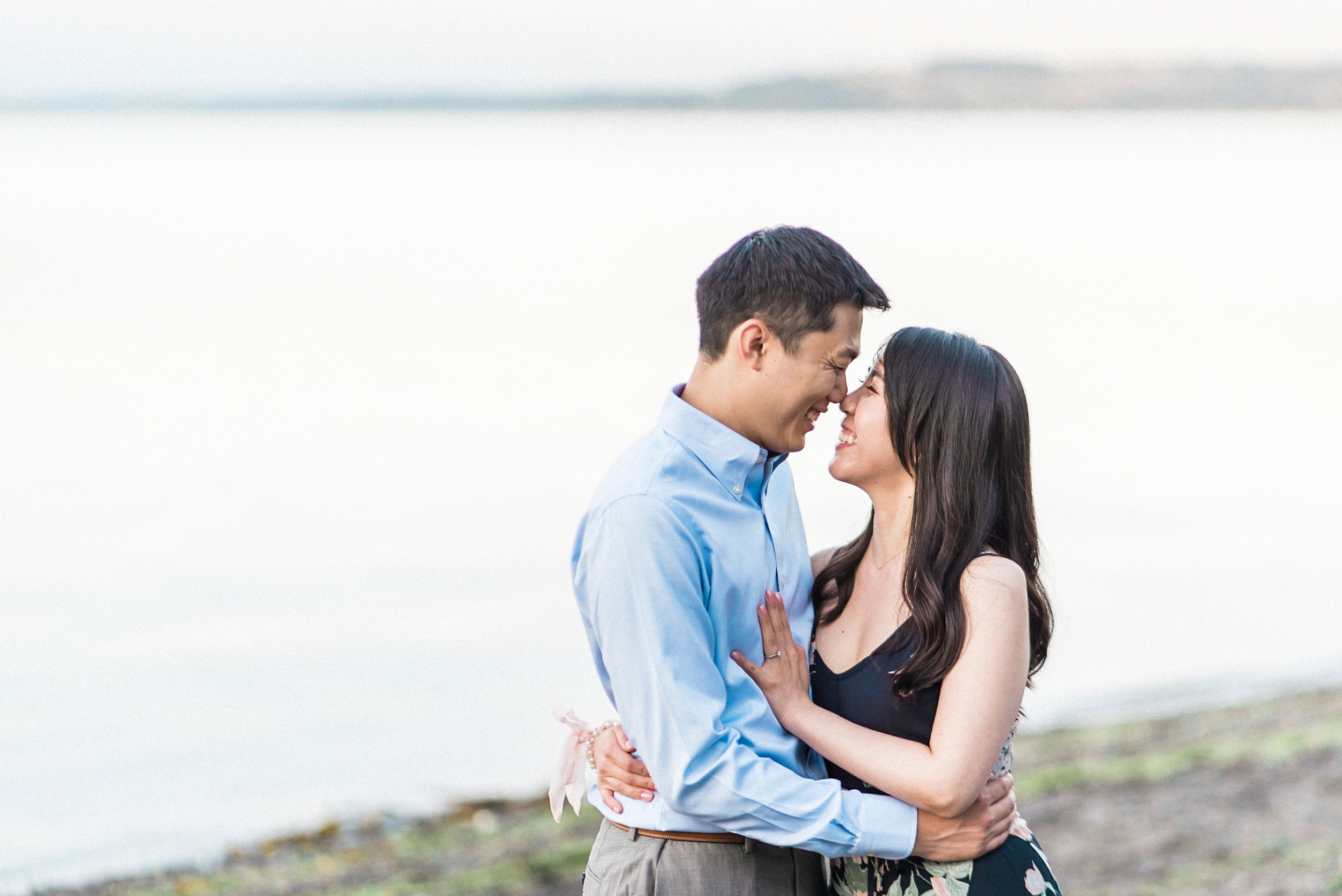 point defiance rose garden engagement photos.