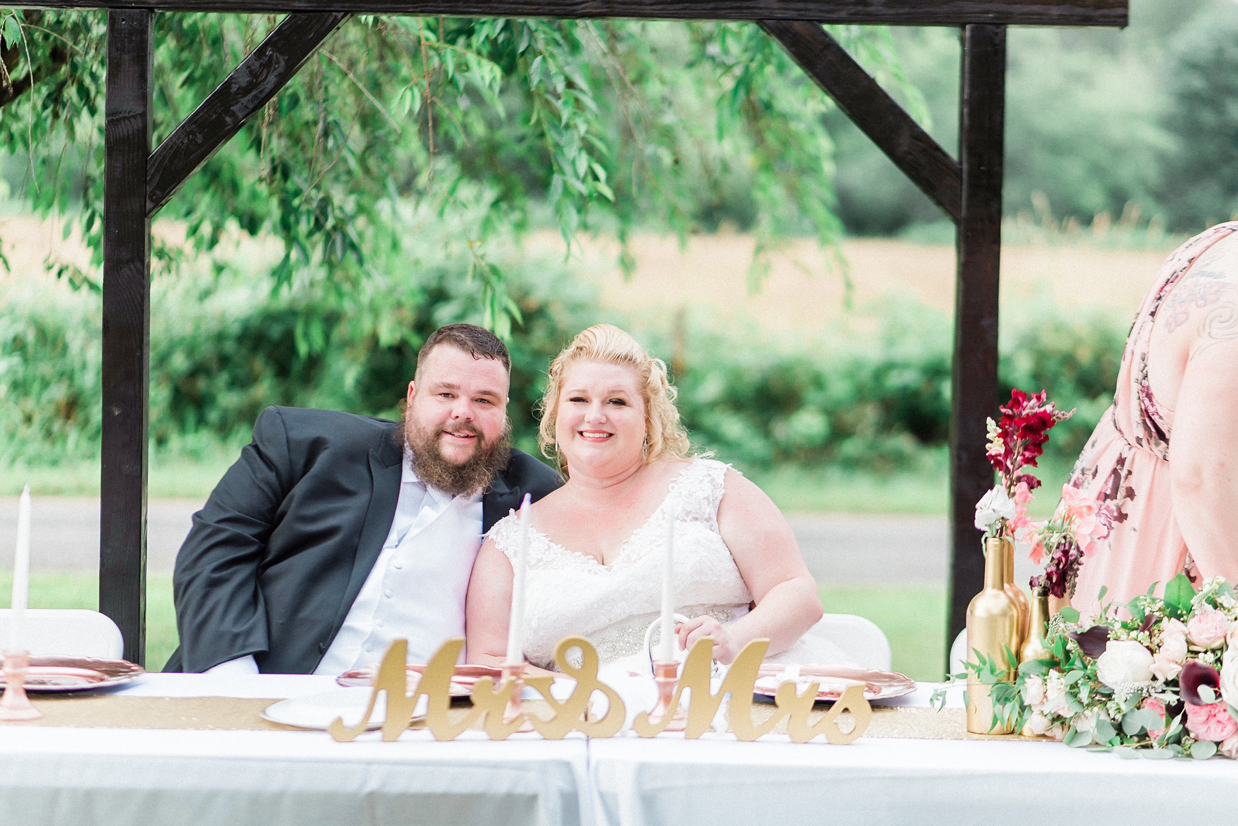 Rustic PNW backyard wedding - seattle wedding photographer