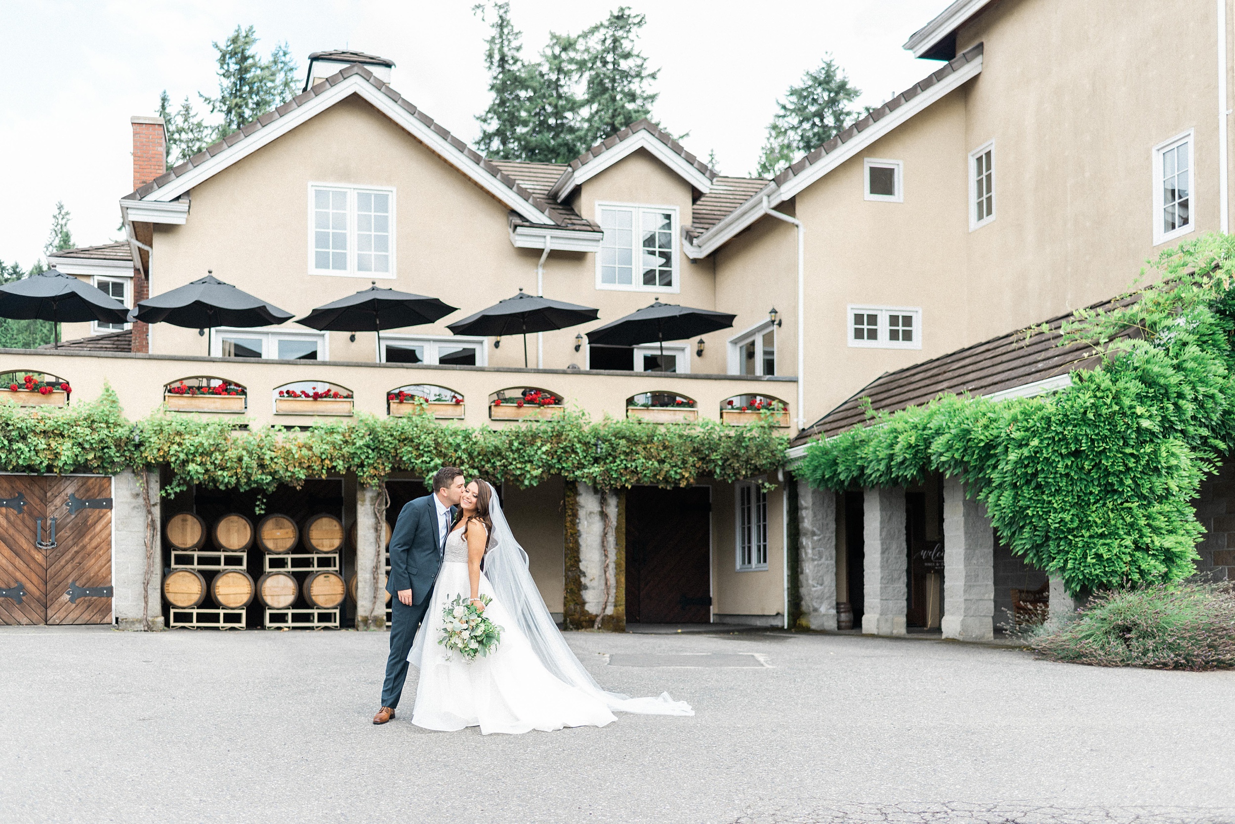 Chateau Lill Wedding Venue Photos. Branden & monica. Woodinville