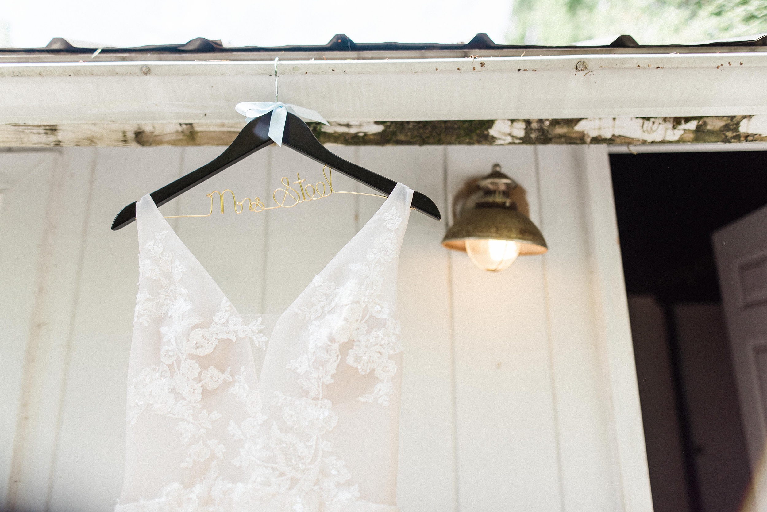 Wayfarer Whidbey Island Wedding. Seattle Wedding Photographer.