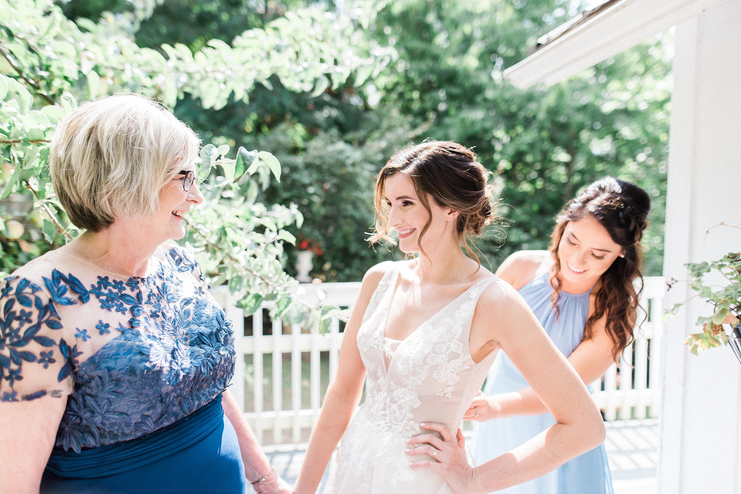 Wayfarer Whidbey Island Wedding. Seattle Wedding Photographer.