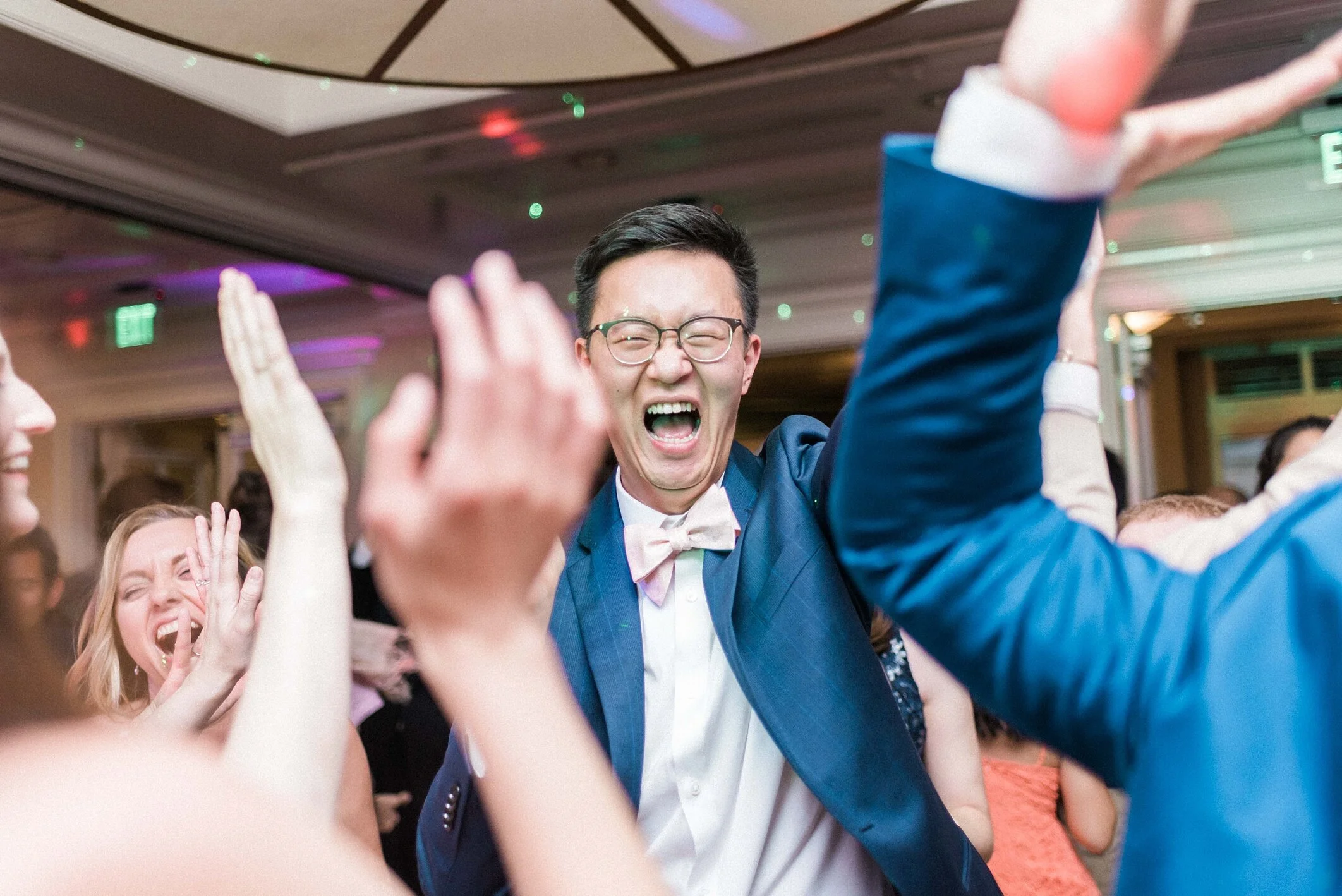 Woodmark Wedding. Seattle wedding photographer. Glennis & Zhenyu