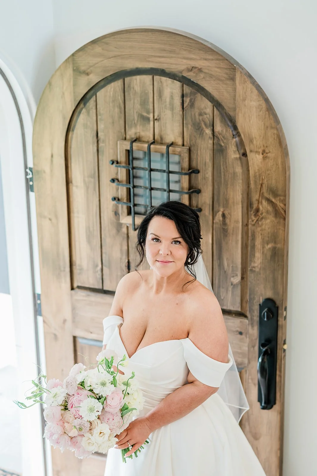 saltys-on-alki-wedding-15.jpg