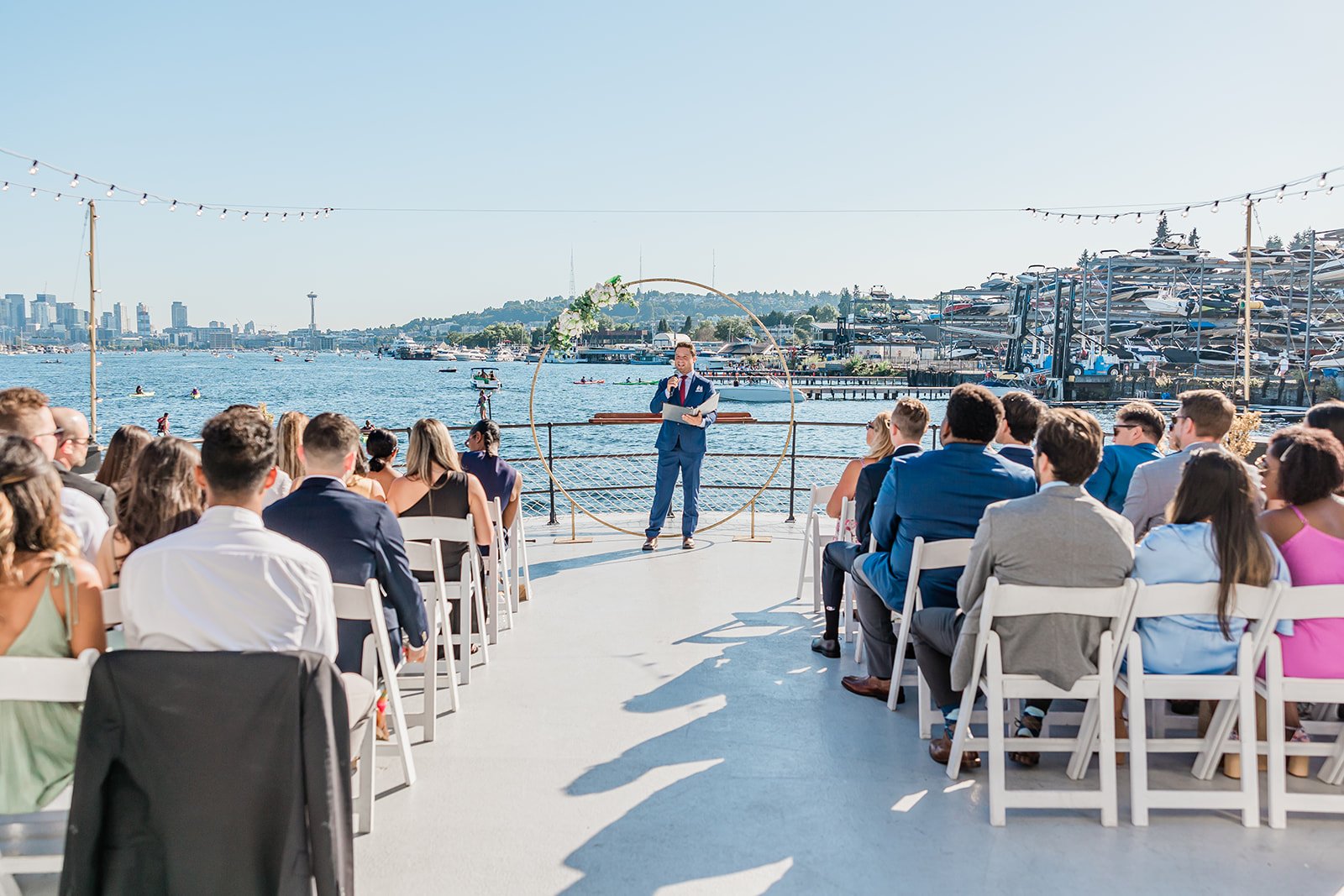 B. Jones Photography | seattle wa engagement photographer | seattle wedding photographer | wedding photographers near me | wedding pictures seattle