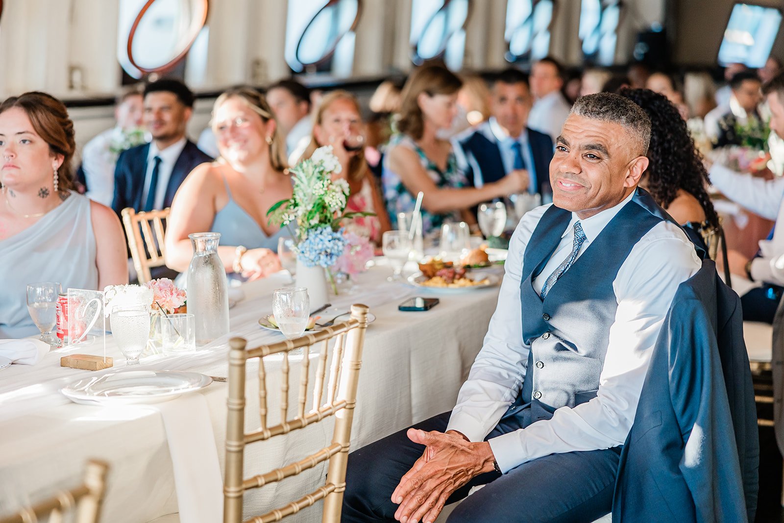 B. Jones Photography | seattle wa engagement photographer | seattle wedding photographer | wedding photographers near me | wedding pictures seattle