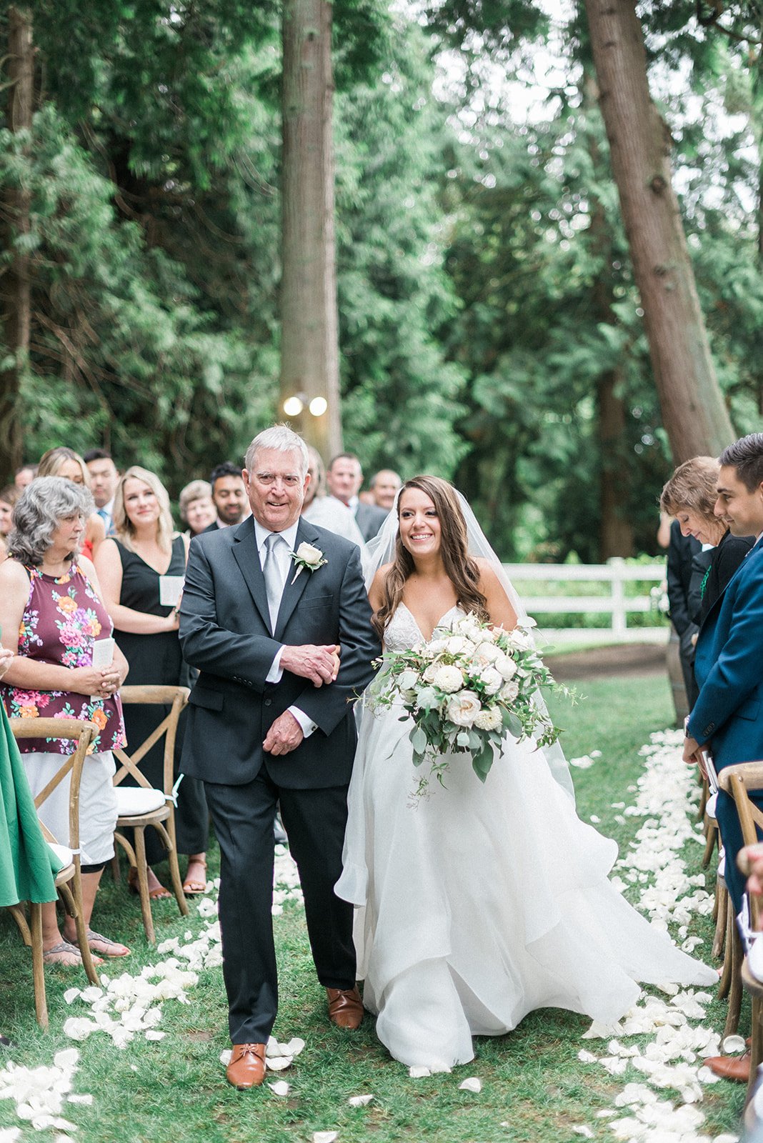 B. Jones Photography | seattle wa engagement photographer | seattle wedding photographer | wedding photographers near me | wedding pictures seattle