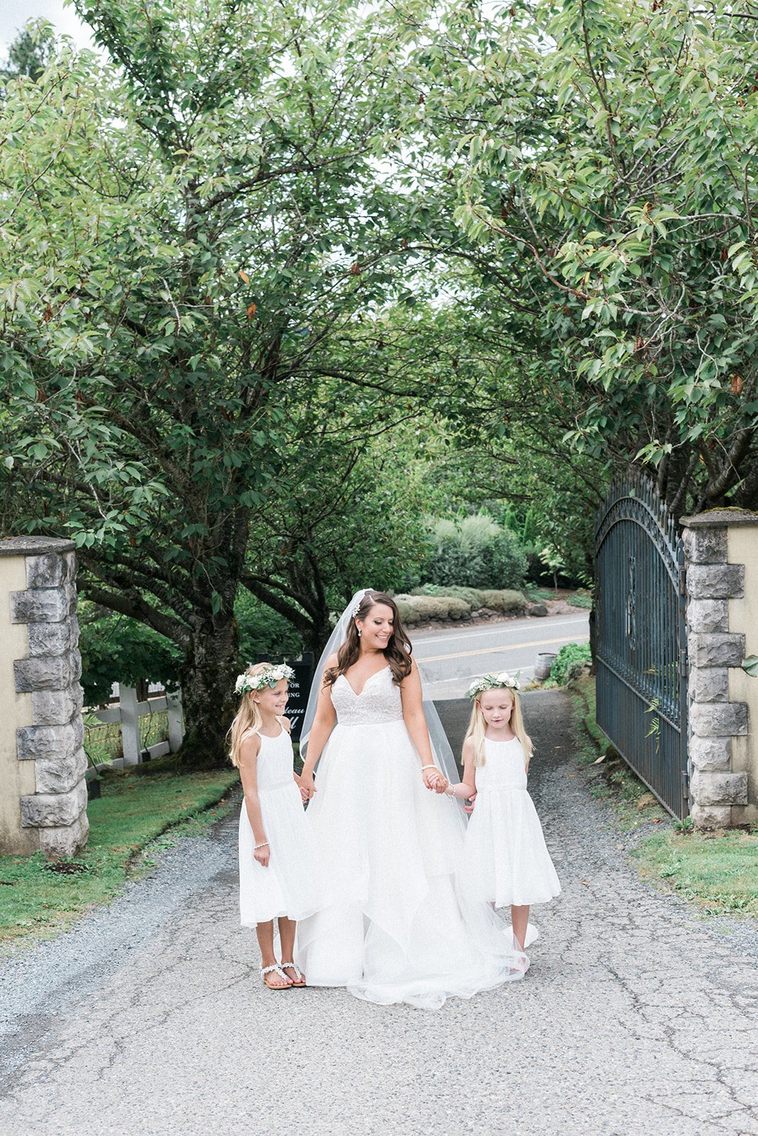 B. Jones Photography | seattle wa engagement photographer | seattle wedding photographer | wedding photographers near me | wedding pictures seattle