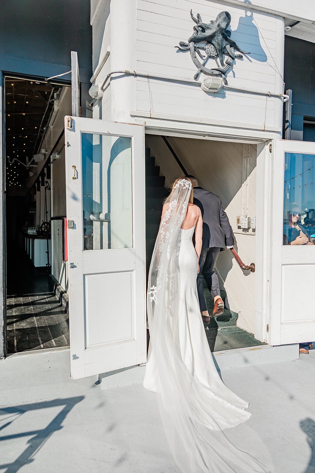 B. Jones Photography | seattle wa engagement photographer | seattle wedding photographer | wedding photographers near me | wedding pictures seattle