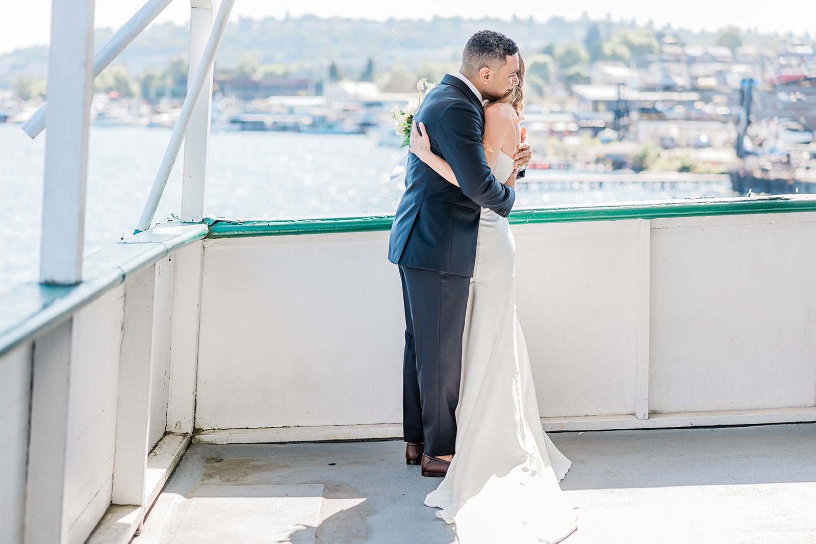 B. Jones Photography | seattle wa engagement photographer | seattle wedding photographer | wedding photographers near me | wedding pictures seattle