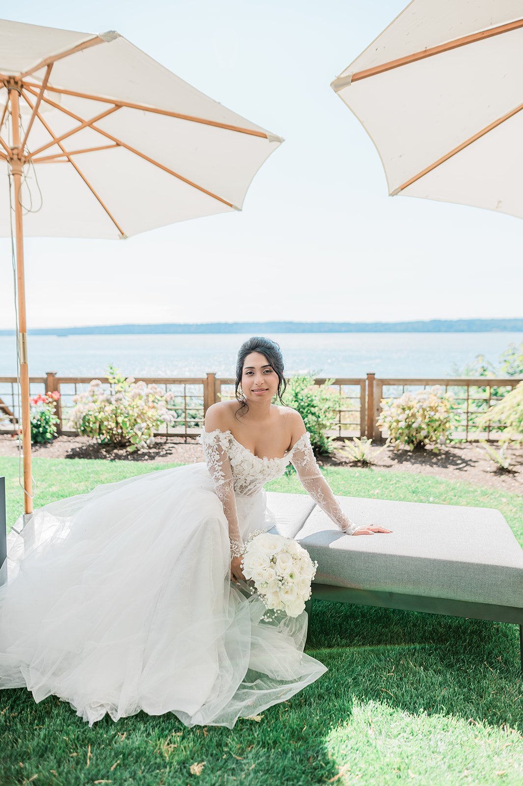B. Jones Photography | seattle wa engagement photographer | seattle wedding photographer | wedding photographers near me | wedding pictures seattle | Woodmark Wedding | Dog Wedding Seattle