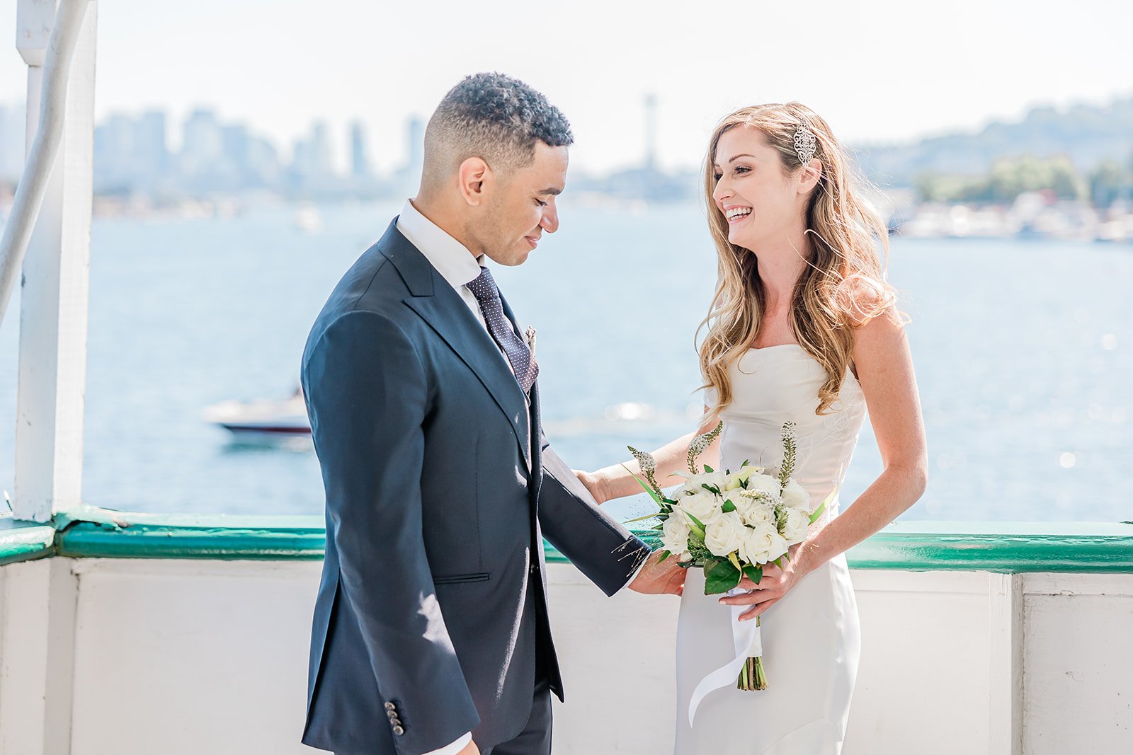 B. Jones Photography | seattle wa engagement photographer | seattle wedding photographer | wedding photographers near me | wedding pictures seattle