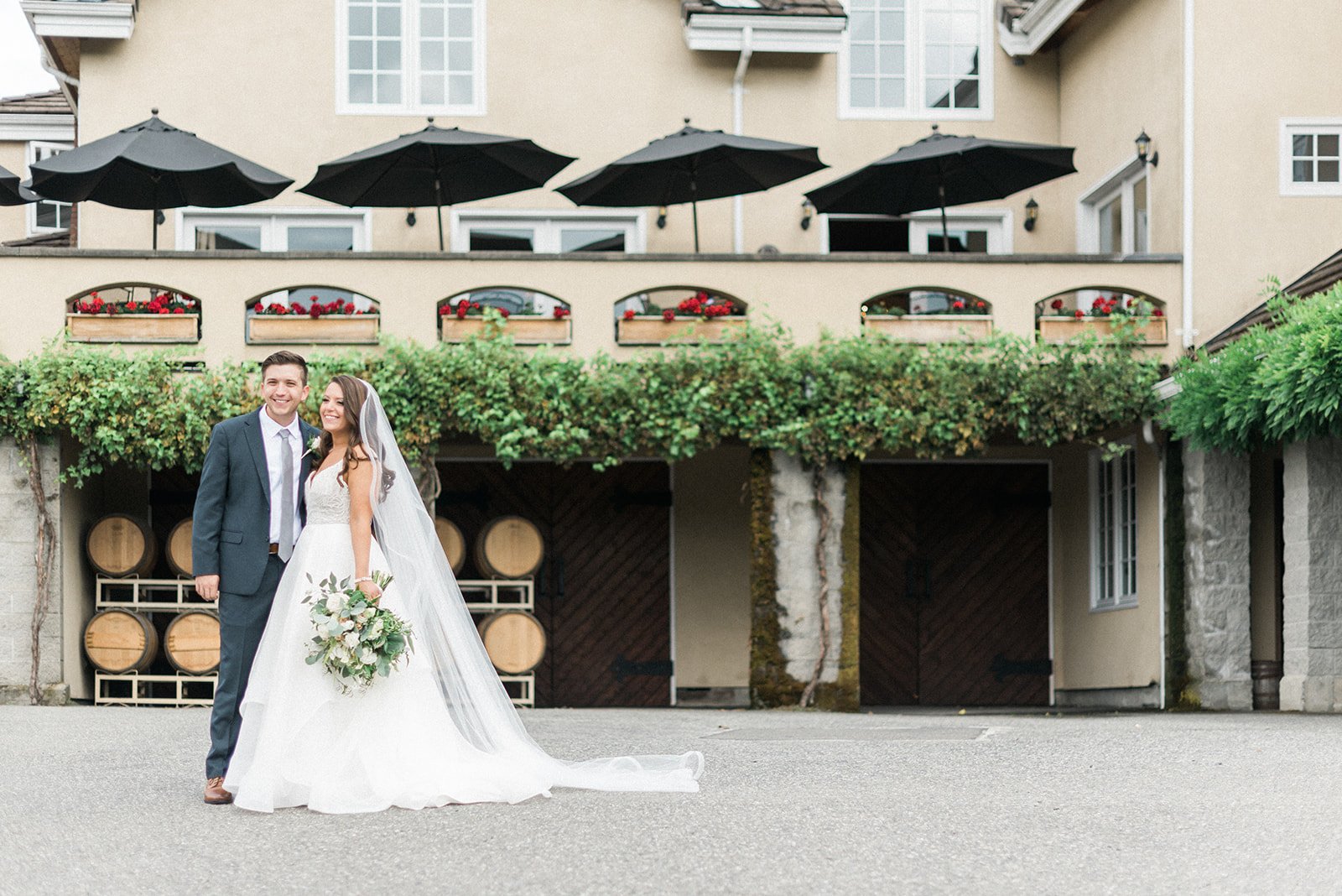 B. Jones Photography | seattle wa engagement photographer | seattle wedding photographer | wedding photographers near me | wedding pictures seattle