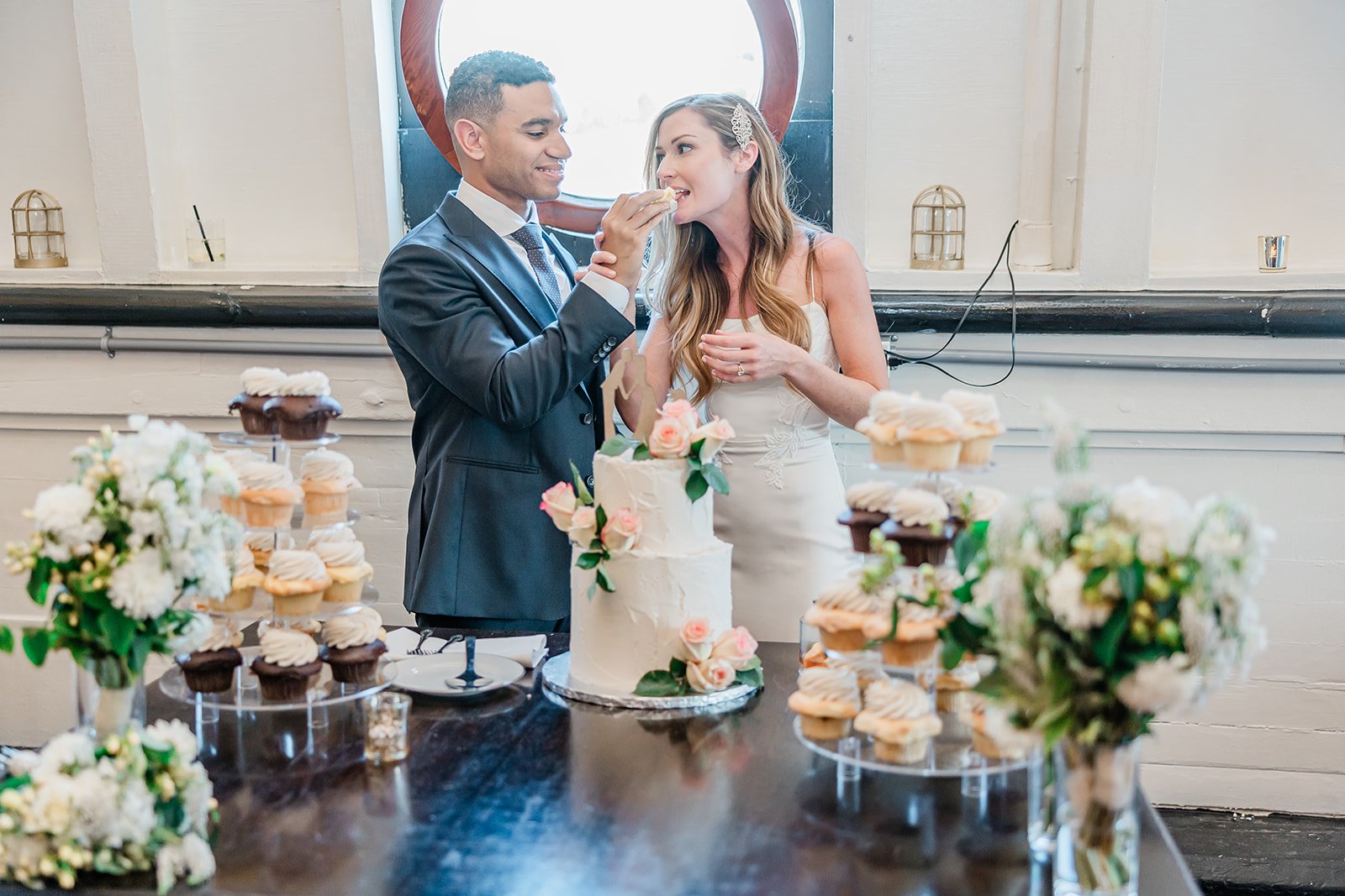 B. Jones Photography | seattle wa engagement photographer | seattle wedding photographer | wedding photographers near me | wedding pictures seattle