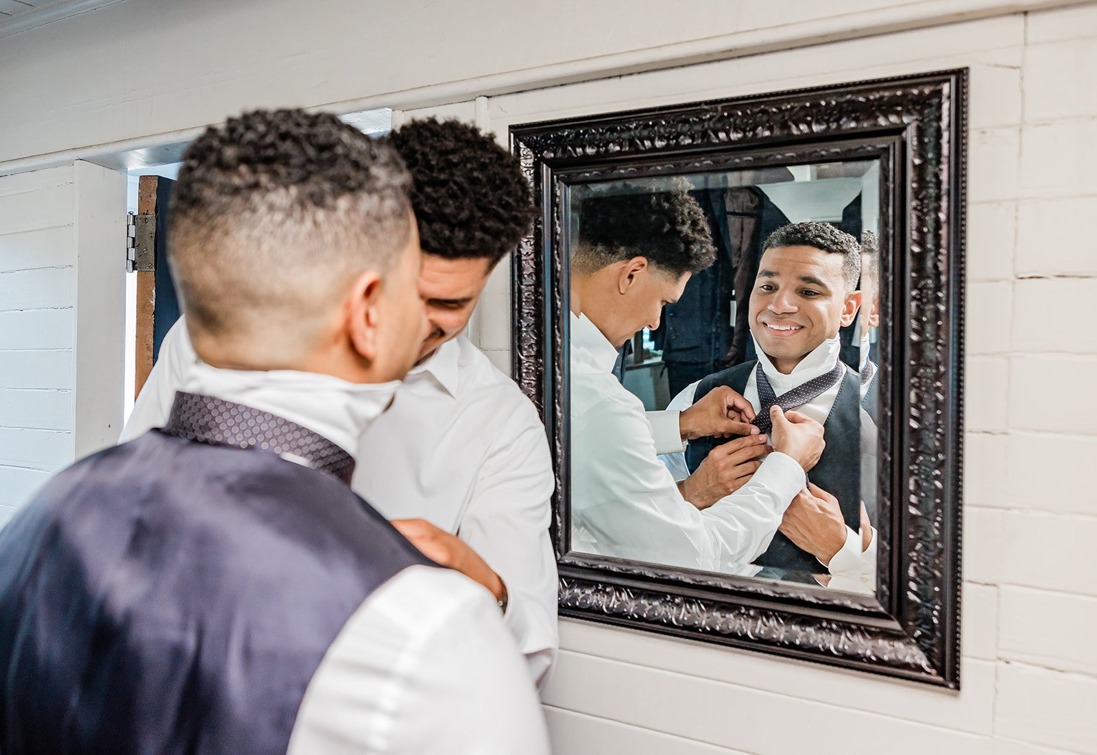 B. Jones Photography | seattle wa engagement photographer | seattle wedding photographer | wedding photographers near me | wedding pictures seattle