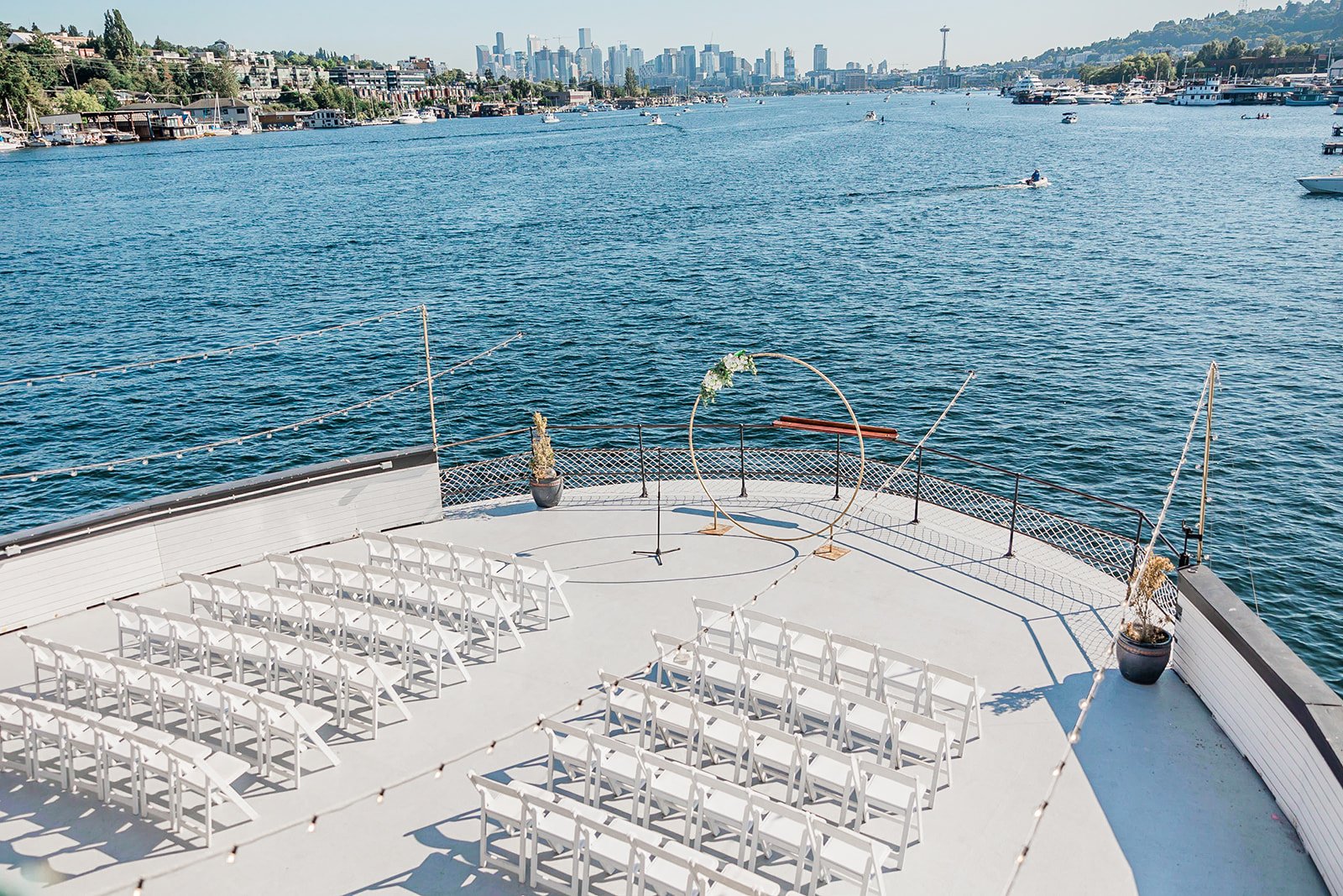 B. Jones Photography | seattle wa engagement photographer | seattle wedding photographer | wedding photographers near me | wedding pictures seattle